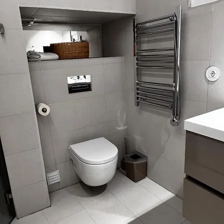 Stylish Stay, Renovated Gem In Bairro Alto Апартаменти Лісабон