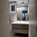 Stylish Stay, Renovated Gem In Bairro Alto Apartmán *